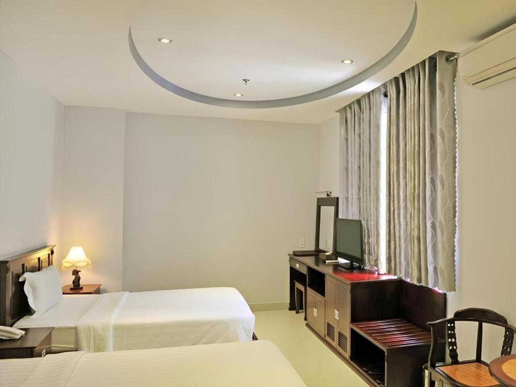 Phụng Hoàng 2* TP. Hồ Chí Minh